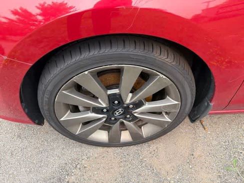 Used 2018 Hyundai Elantra GT Sport FWD image 20