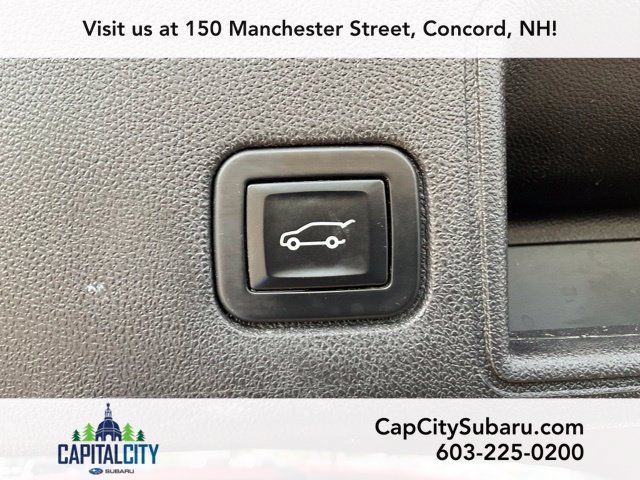 Used 2018 GMC Terrain SLE w/ Infotainment Package I AWD/4WD image 11