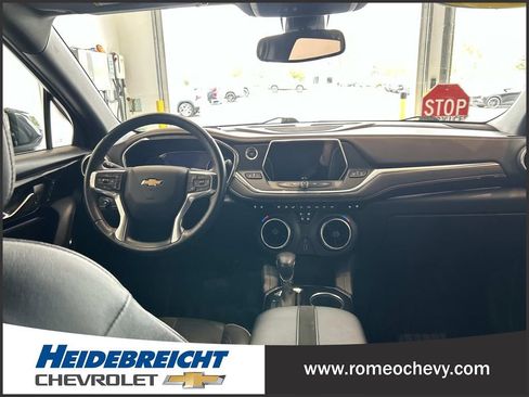 Used 2022 Chevrolet Blazer Premier w/ Enhanced Convenience Package AWD/4WD image 16