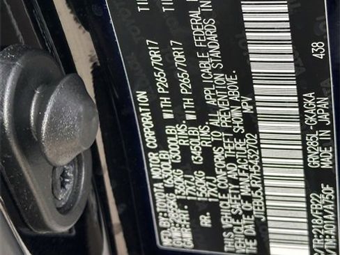 Used 2017 Toyota 4Runner SR5 image 29