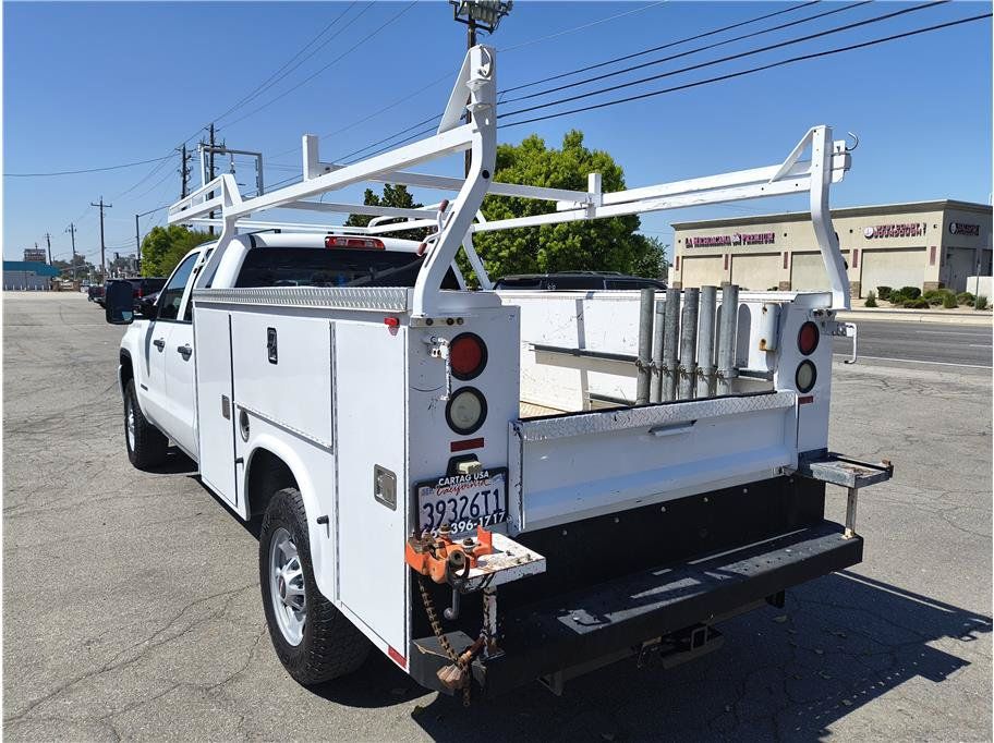 Used 2015 GMC Sierra 2500 2WD Double Cab w/ Sierra Convenience Package image 16