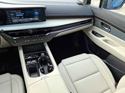 Used 2025 Nissan Murano SL w/ Cargo Package image 12