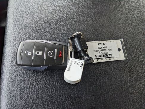 Used 2025 RAM 1500 Laramie image 35