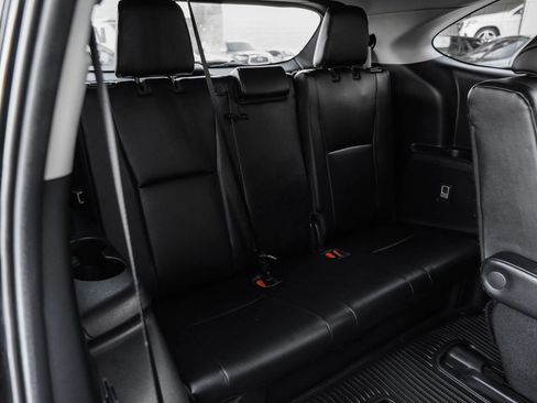 Used 2021 Toyota Highlander XLE image 49