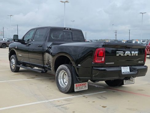 New 2026 RAM 3500 Laramie AWD/4WD image 5
