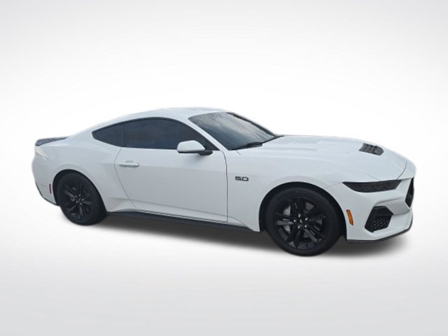 Used 2026 Ford Mustang GT RWD image 1