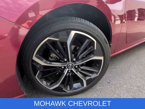 Used 2024 Nissan Altima 2.5 SR AWD/4WD image 32