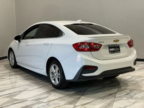 Used 2017 Chevrolet Cruze LT w/ RS Package image 9