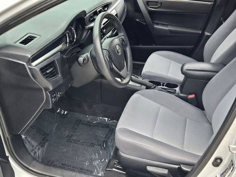 Used 2014 Toyota Corolla L FWD image 10