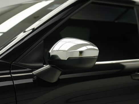 Used 2025 Mitsubishi Outlander ES image 10