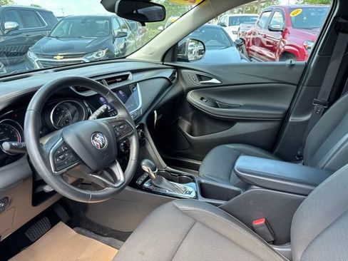 Used 2023 Buick Encore GX Preferred w/ Cold Weather Comfort Package AWD/4WD image 10