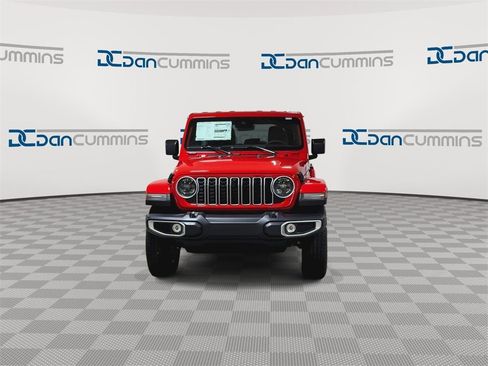 New 2025 Jeep Wrangler Sahara image 4