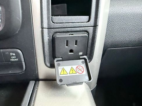 Used 2015 RAM 1500 Lone Star image 21