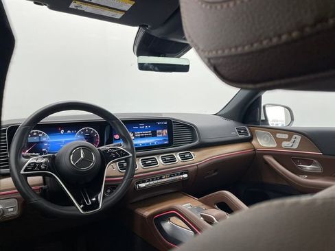 Used 2024 Mercedes-Benz GLE 350 4MATIC image 41