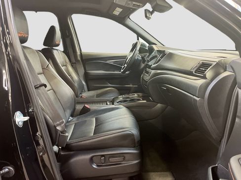 Used 2023 Honda Passport TrailSport image 27