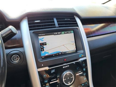 Used 2013 Ford Edge Limited w/ Driver Entry Pkg image 9