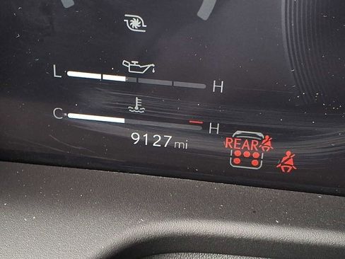 Used 2025 Lexus GX 550 w/ Accessory Package (2T) image 14