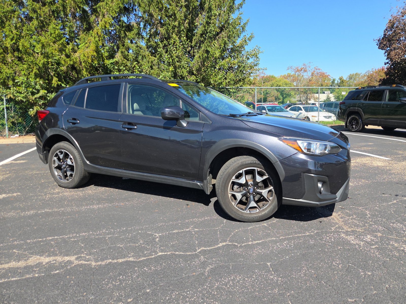 Used 2019 Subaru Crosstrek 2.0i Premium w/ Moonroof Package AWD/4WD image 3