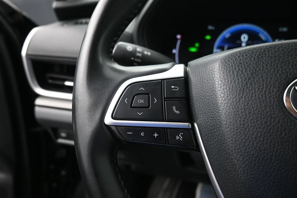 Used 2026 Toyota Grand Highlander XLE FWD image 26