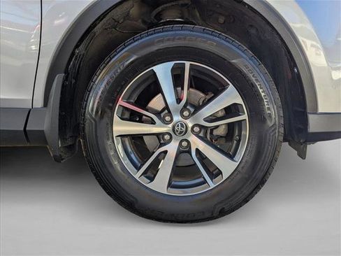 Used 2018 Toyota RAV4 XLE w/ Plus Extra Value Package image 23