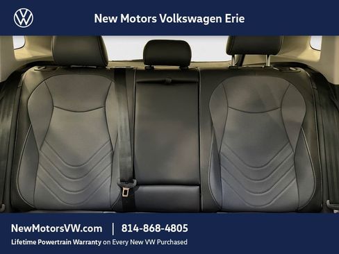 New 2026 Volkswagen Tiguan SE AWD/4WD image 13