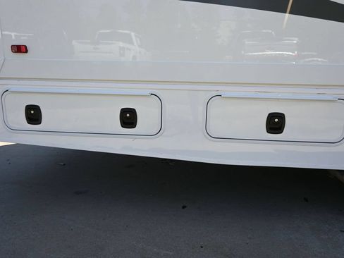 Used 2017 Ford E-450 and Econoline 450 Super Duty w/ Motorhome Prep Package RWD image 67