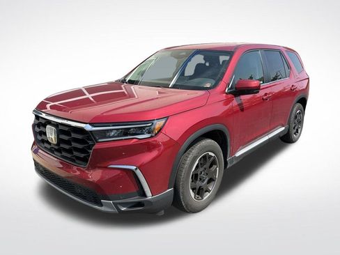 Used 2025 Honda Pilot EX-L image 3
