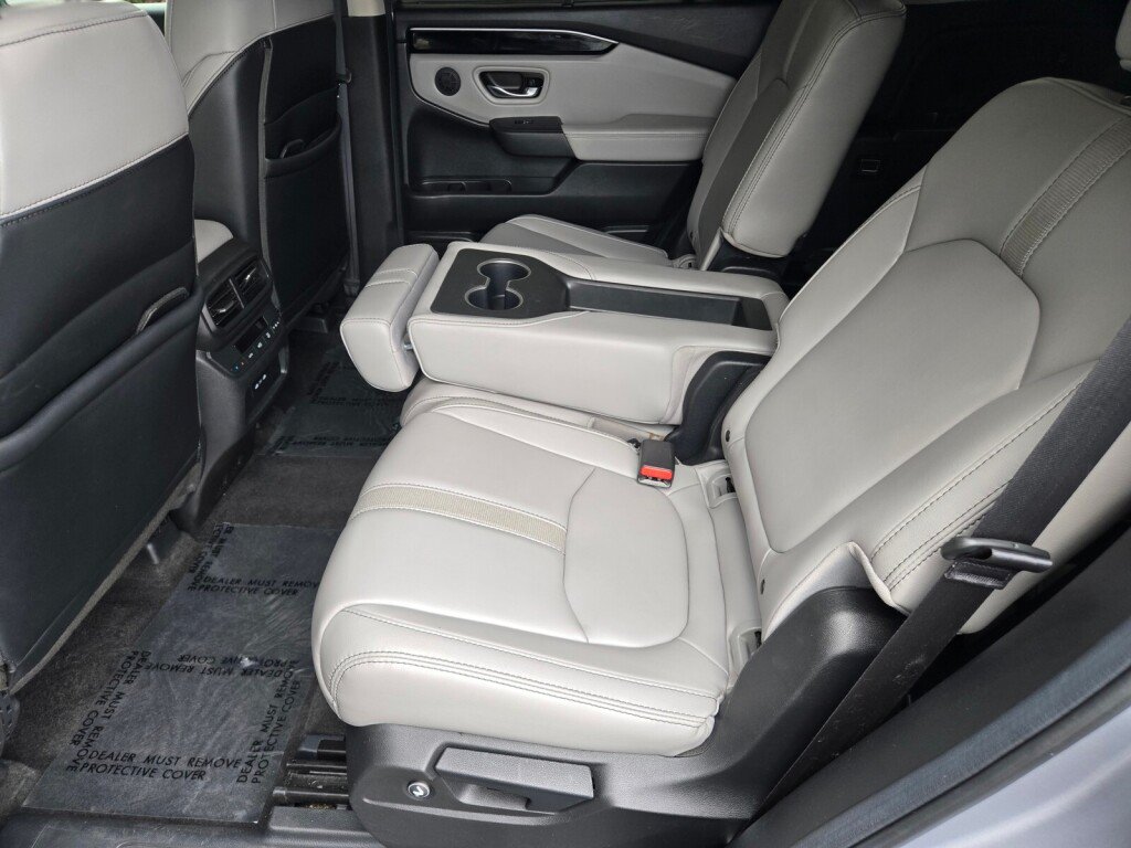 Certified 2025 Honda Pilot EX-L image 15