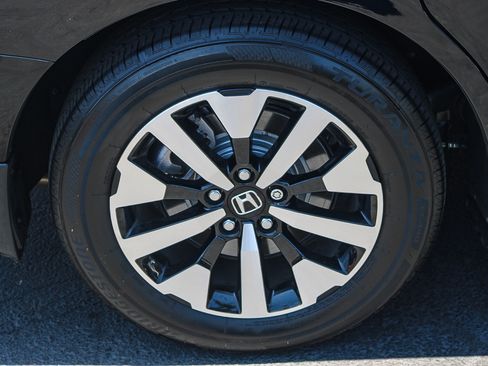 Used 2026 Honda Odyssey EX-L image 12