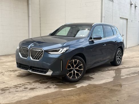 Certified 2025 BMW X3 xDrive30i image 1