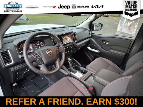 Used 2024 Nissan Frontier SV w/ SV Convenience Package image 14