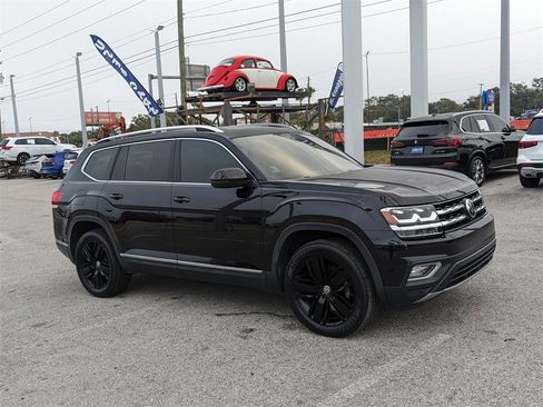 Used 2019 Volkswagen Atlas SEL Premium image 9