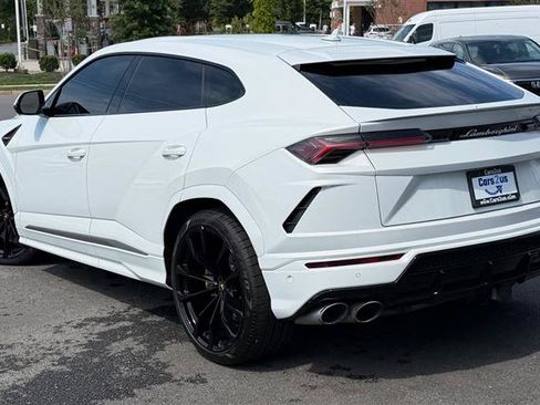Used 2020 Lamborghini Urus AWD/4WD image 4