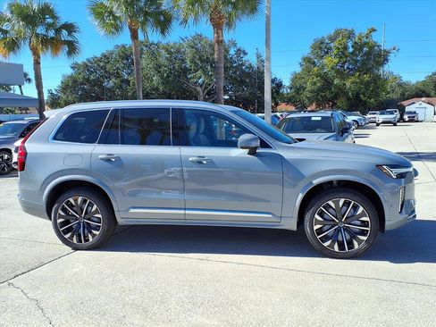 New 2026 Volvo XC90 B5 Plus image 8