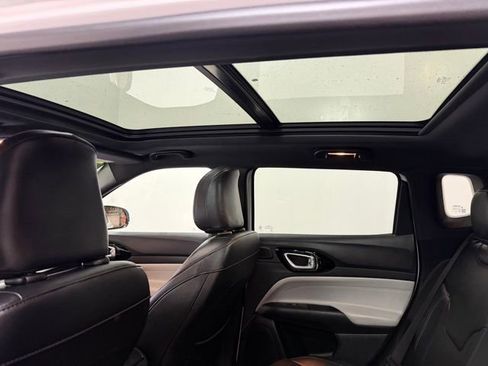 Certified 2025 Jeep Compass Limited w/ Elite Group image 15