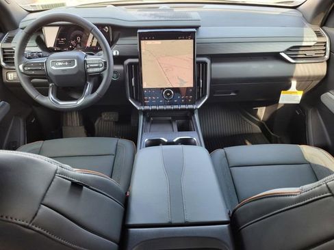 New 2026 GMC Acadia AT4 w/ Luxury Package image 11