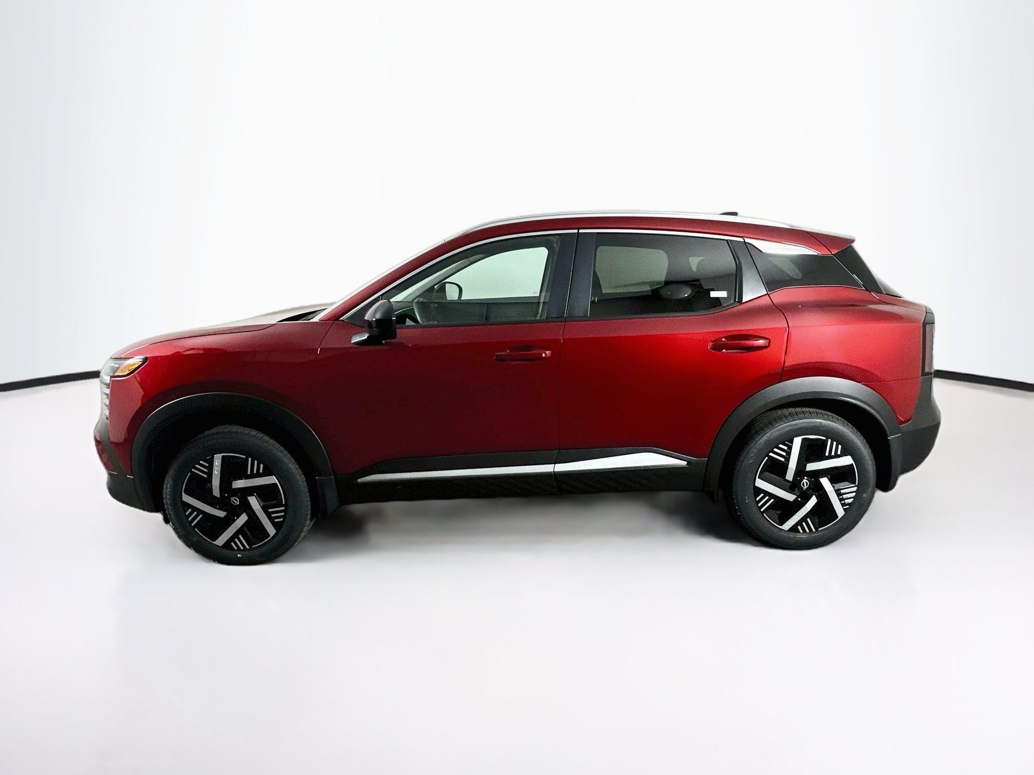 Used 2026 Nissan Kicks SV w/ SV Premium Package FWD image 4