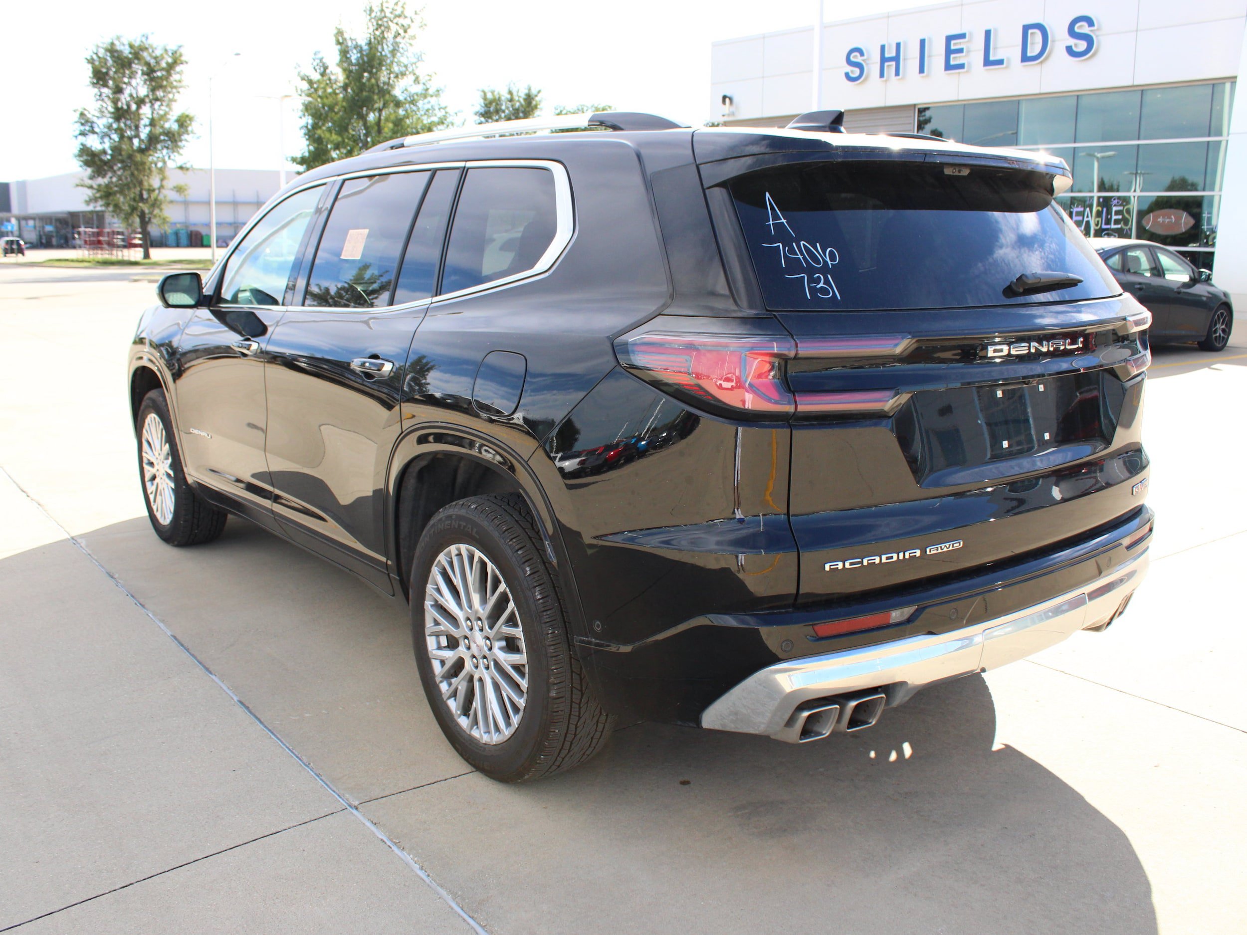 Used 2026 GMC Acadia Denali w/ Super Cruise Package AWD/4WD image 4