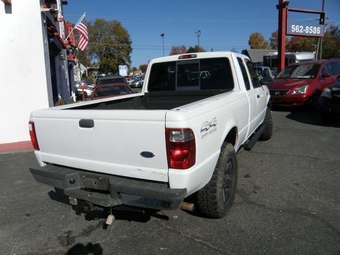 Used 2002 Ford Ranger XLT image 2