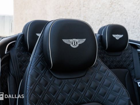 Used 2022 Bentley Continental GT image 36