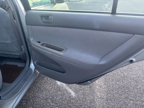 Used 2003 Toyota Camry LE image 22