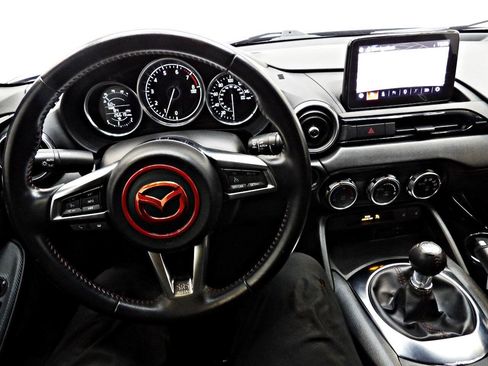 Used 2018 MAZDA MX-5 Miata Grand Touring RWD image 20
