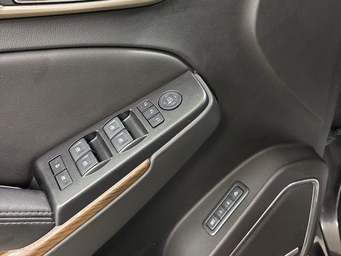 Used 2018 GMC Yukon XL Denali w/ Open Road Package image 18