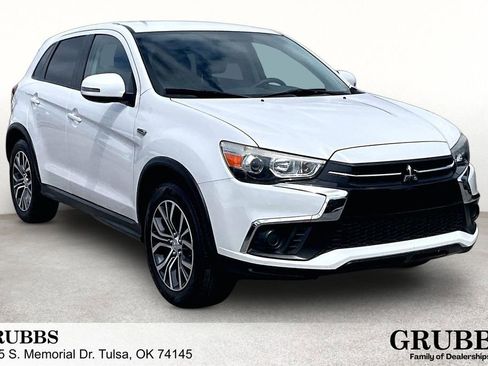 Used 2019 Mitsubishi Outlander Sport ES FWD image 1