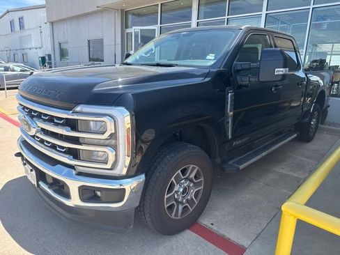 Used 2026 Ford F250 Lariat AWD/4WD image 1