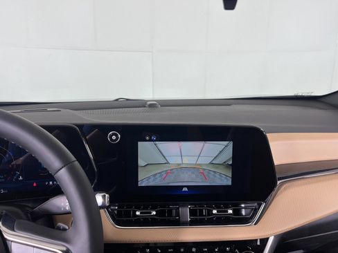 New 2026 Chevrolet Equinox ACTIV w/ Convenience Package III image 14