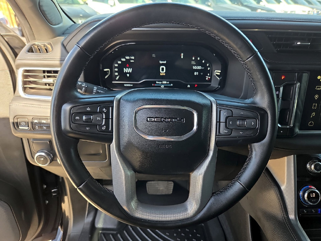 Used 2023 GMC Yukon Denali RWD image 21