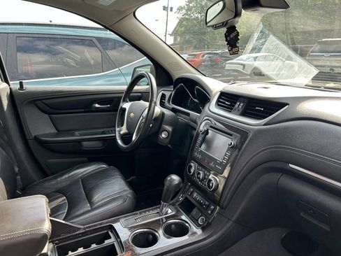 Used 2015 Chevrolet Traverse LTZ AWD/4WD image 10