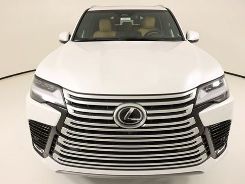New 2026 Lexus LX 600 4WD w/ Luxury Package image 7