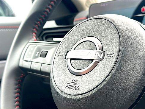 New 2026 Nissan Kicks SR w/ Cold Weather Package FWD image 20